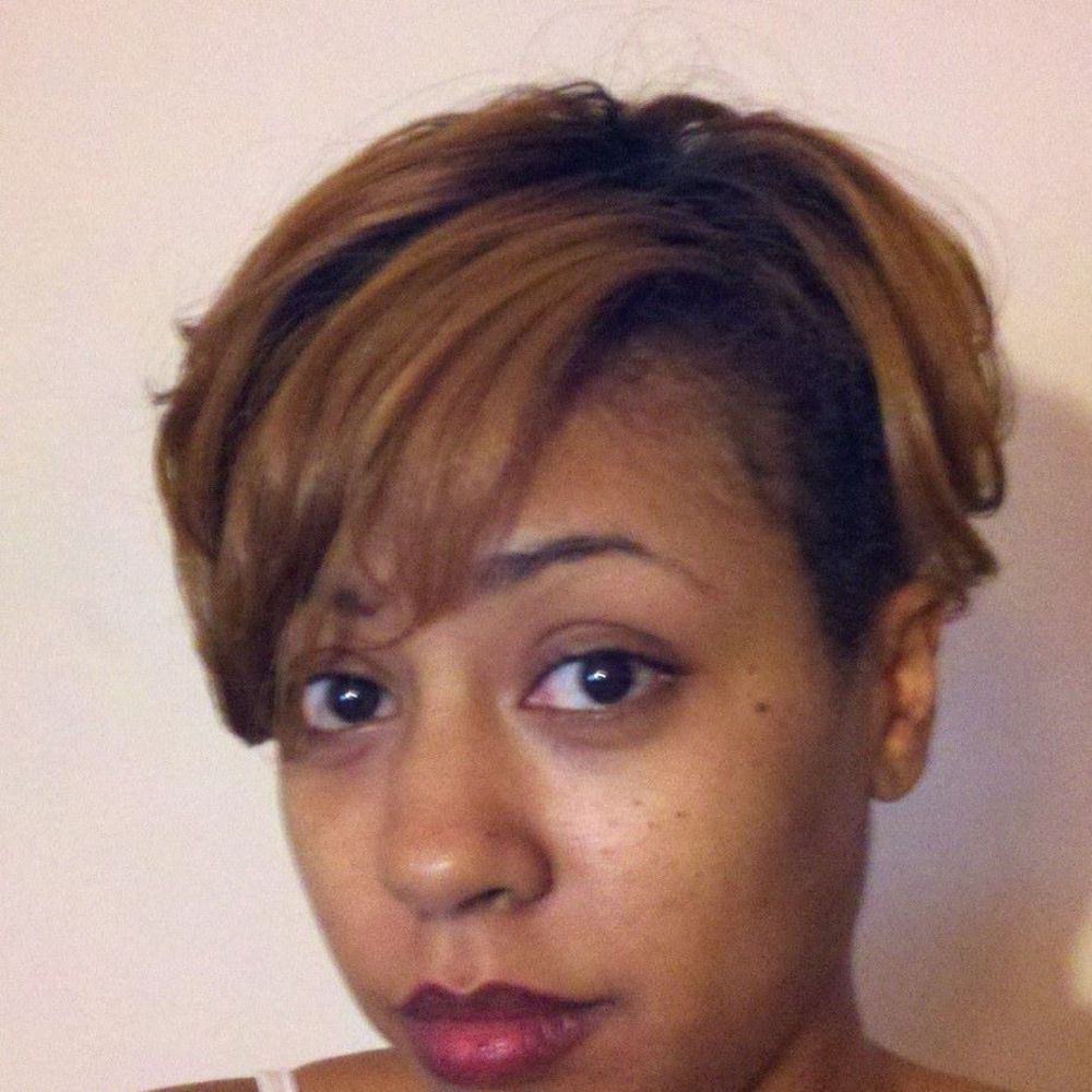 Meet your Posher, Cecily